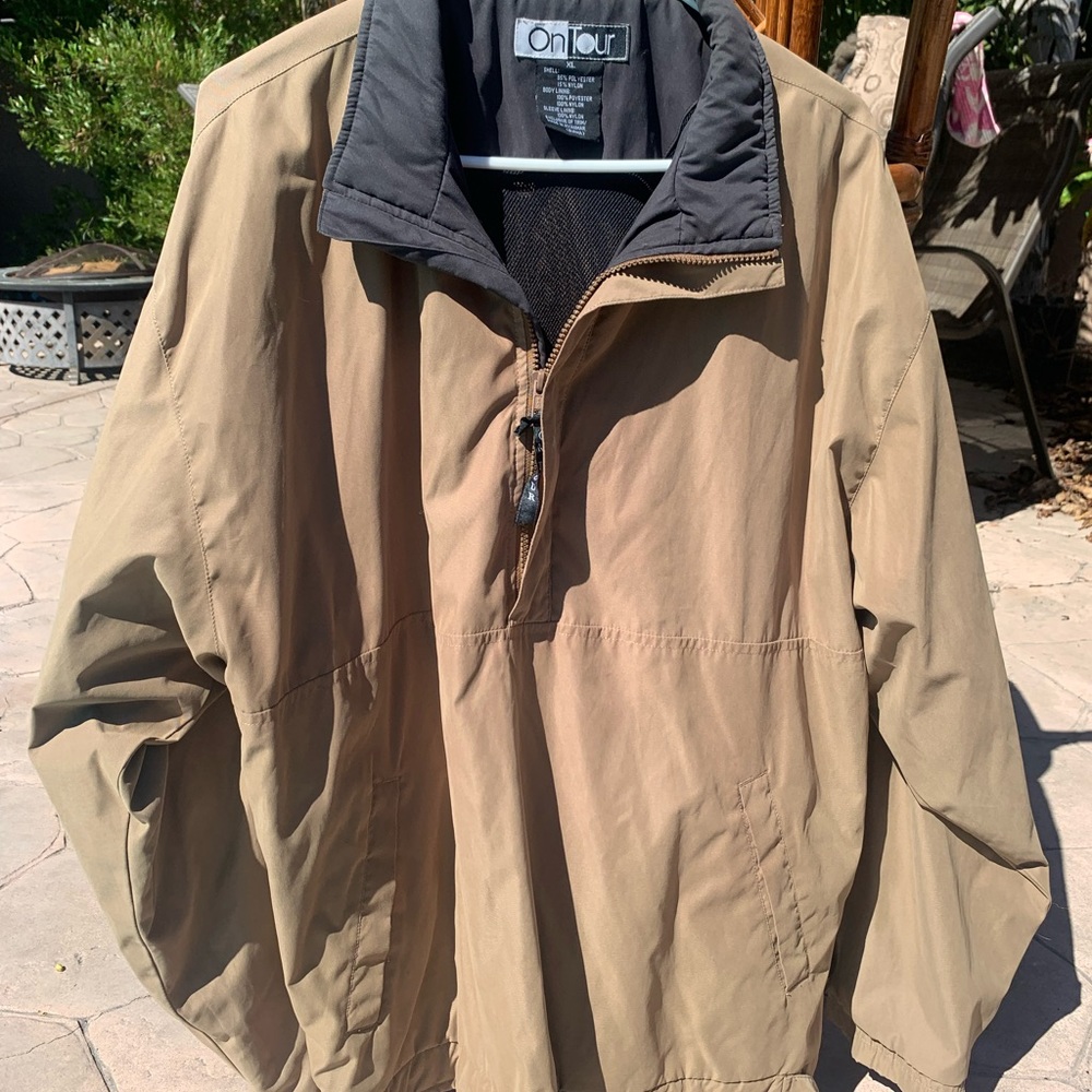 OnTour Pullover Windbreaker